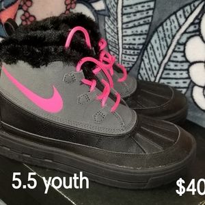 Nike boots